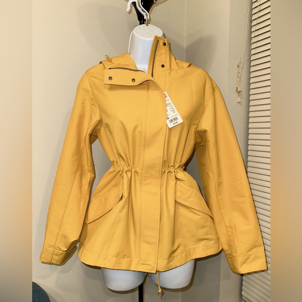 UNIQLO Women’s Utility Parka / Raincoat Yellow